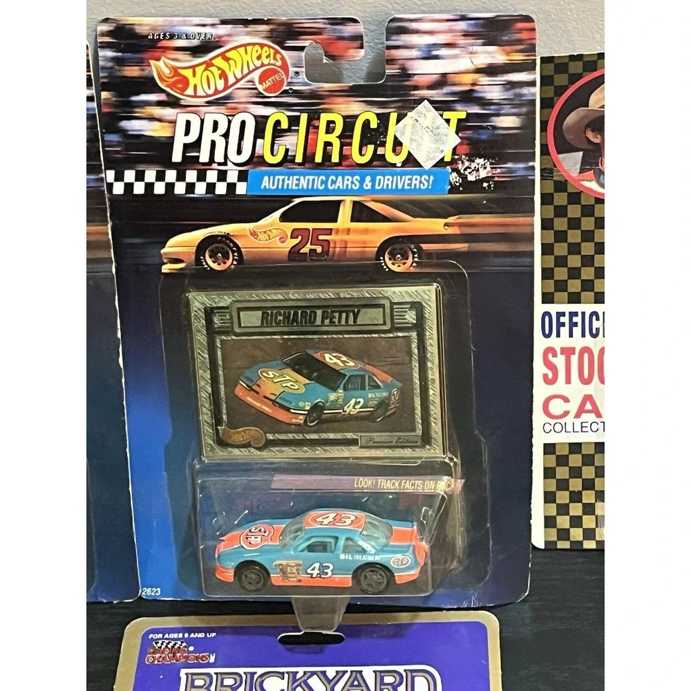 Lot Of 6 RARE‎ NASCAR Collectable Cars, 2 Hot wheels.